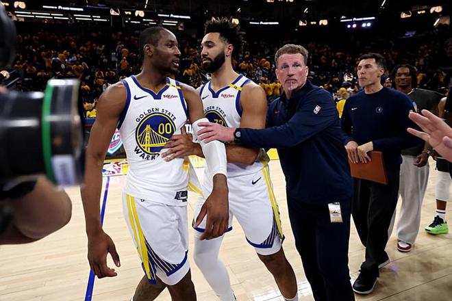NBA西部半决赛森林狼两连胜占优，勇士库明加表现获肯定