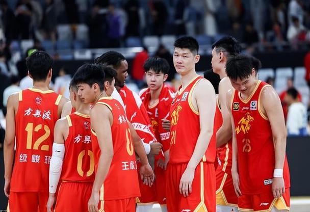 2024-25赛季CBA半决赛G1：广厦109-90大胜辽宁，胡金秋总得分超越韩德君