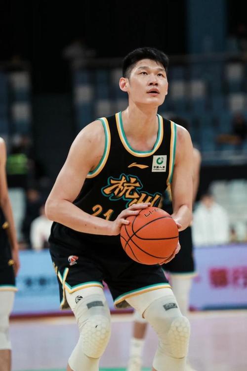 CBA季后赛辽宁男篮90-109不敌广厦 赵继伟状态低迷全场仅得2分