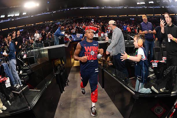 NBA 季后赛掘金险胜快船扳平总比分，克里斯 - 邓恩表现不佳